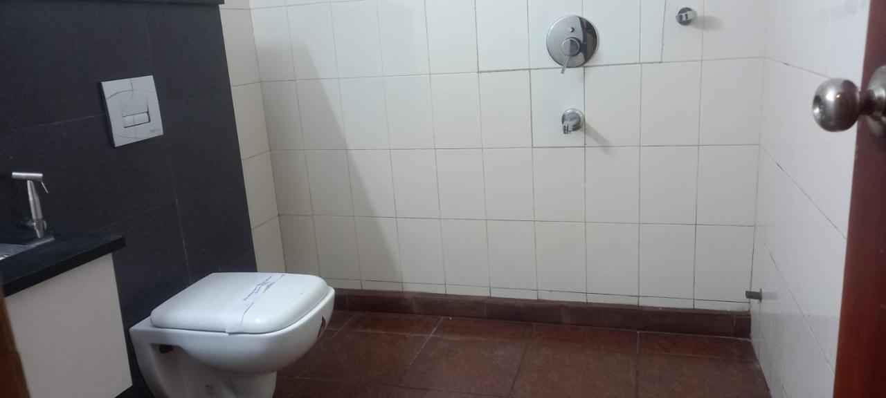 Perintalmanna Hazmi Inn מראה חיצוני תמונה